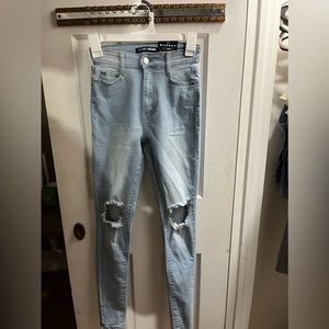 Fashion Nova never worn skinny jeans!